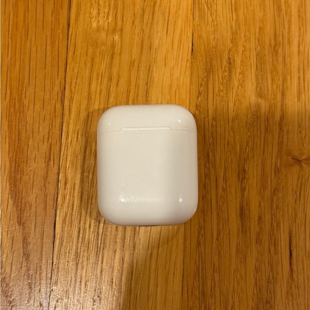 Apple AirPods Generation 1